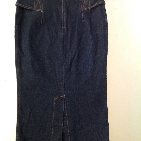 D&G high waisted jean skirt - Picture 2 of 4